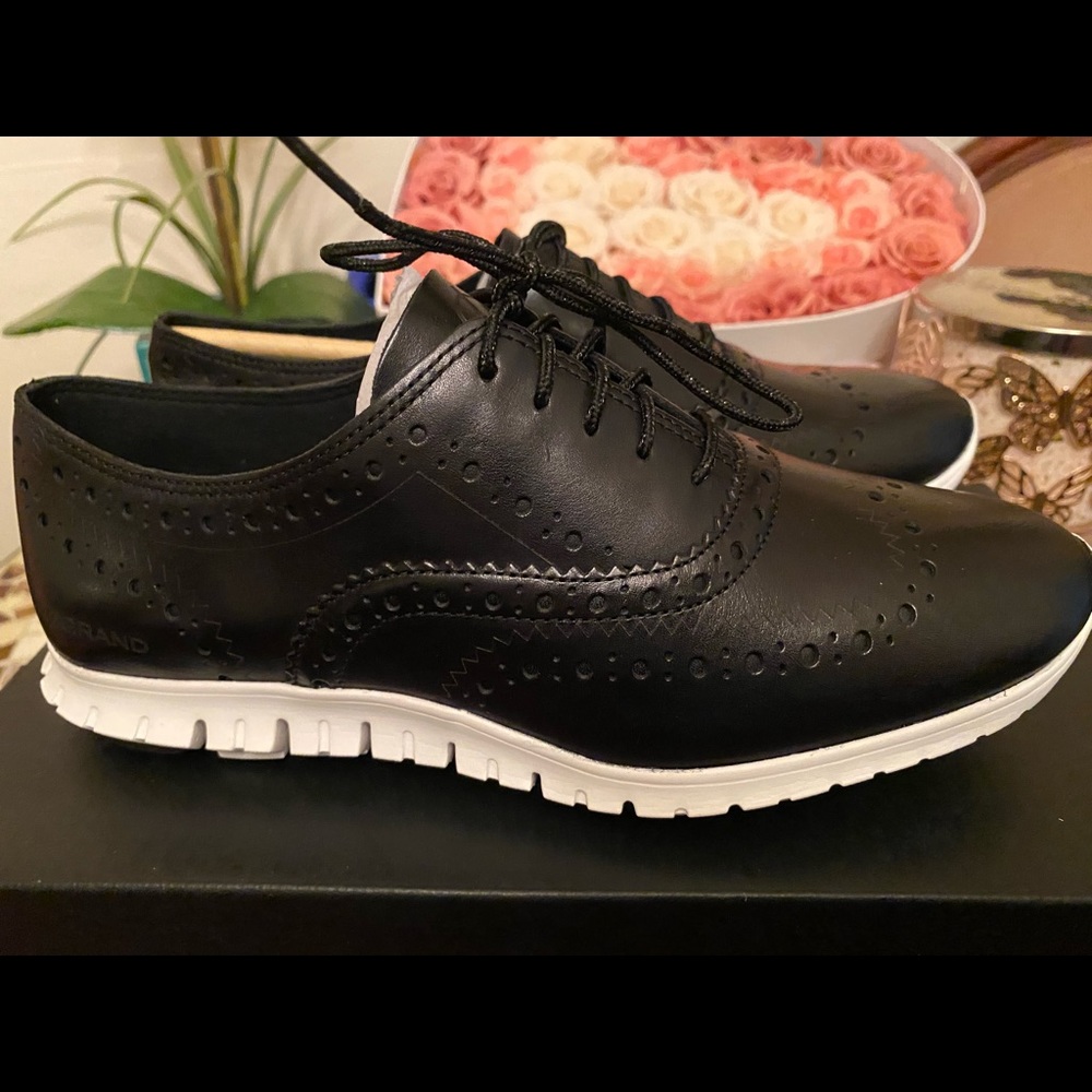 Cole Haan - Zerogrand Wingtip Oxford Woman's Blk